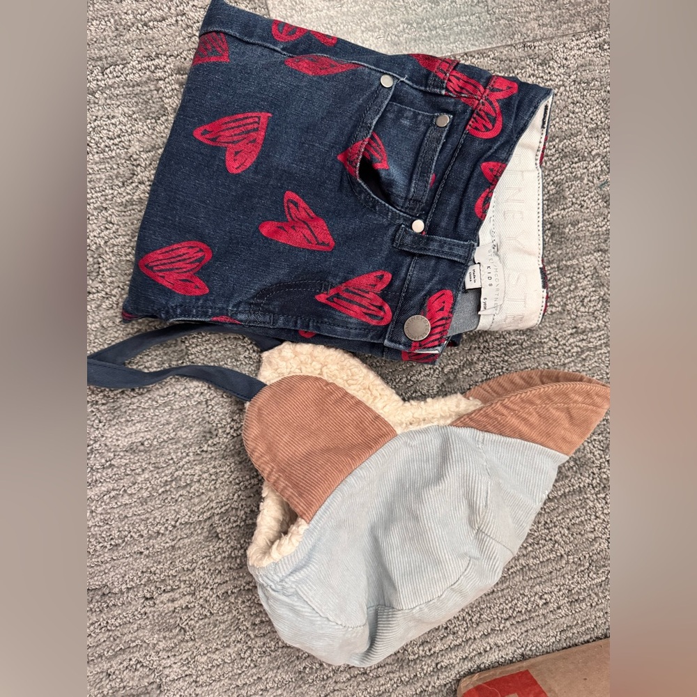 Stella McCartney Kids Denim Jeans and happy mess hat sz 6